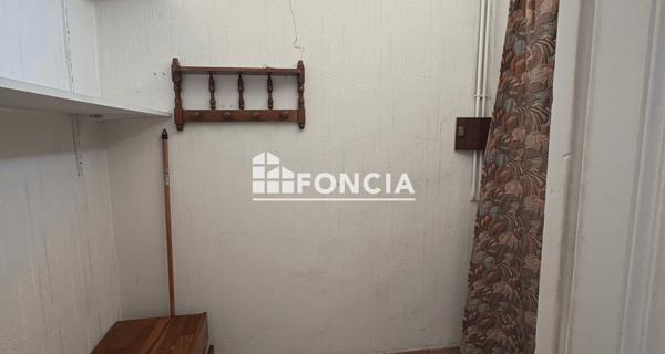 À vendre Maison 6 pièces 209 m² - Orange 84100