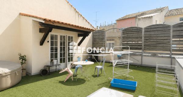 À vendre Maison 6 pièces 209 m² - Orange 84100