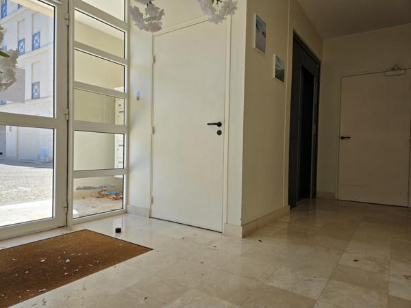Appartement
                                                                                                                                                                                                                                                                                                                        1 pièce(s)                                                                                                                                                                                                                                                                                                                              26  m²