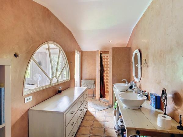 Vente / Ensemble de 2 maisons