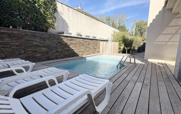 Vente Villa P4 avec Piscine Le grau-du-roi   