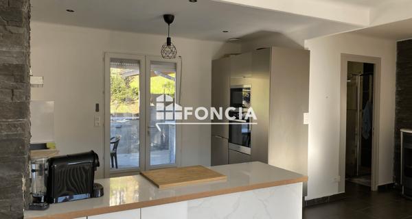 À vendre Maison 6 pièces 140 m² - Saint-chamond 42400
