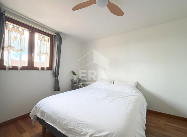 A VENDRE 13540 PUYRICARD MAISON TYPE 5 PIECES DE 130 M² AVEC JARDIN, JACUZZI ET GARAGE