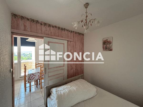 Location Studio meublé 29.33 m² - Greoux Les Bains 04800