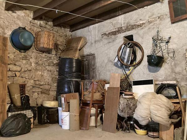 Grange / garage dans le centre historique de Bretenoux