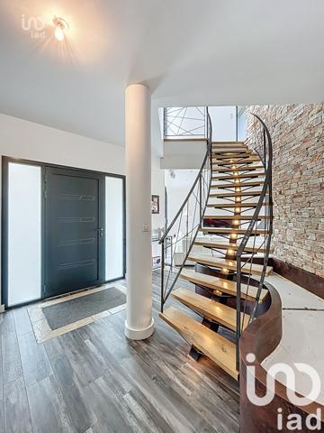 Maison à vendre 6 pièces 162 m² Saint-André-de-Seignanx