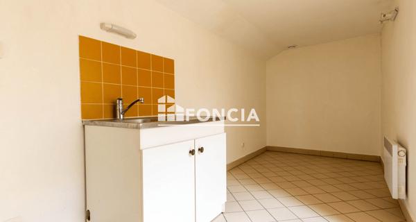 Location Appartement 3 pièces 42.41 m² - Lyon 69002