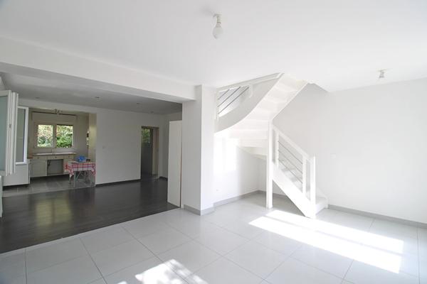 Maison individuelle à vendre 113 m² 6 pièces ERMONT (95)