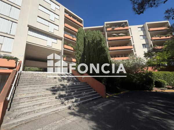 Location Appartement 4 pièces 85.6 m² - 47 RUE PARMENTIER Gardanne 13120