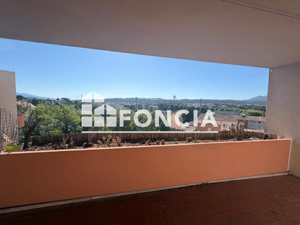 Location Appartement 4 pièces 85.6 m² - 47 RUE PARMENTIER Gardanne 13120