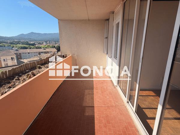 Location Appartement 4 pièces 85.6 m² - 47 RUE PARMENTIER Gardanne 13120