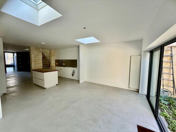 Echoppe de 117m2 avec jardin, piscine et cave