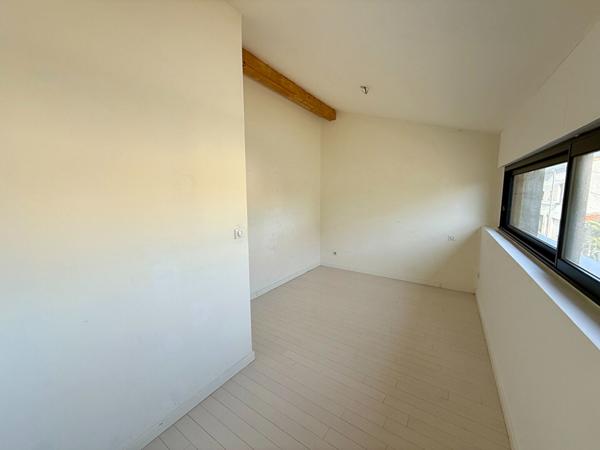 Echoppe de 117m2 avec jardin, piscine et cave