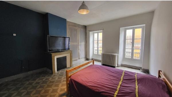 Maison à vendre 8 pièces MONTREJEAU (31)