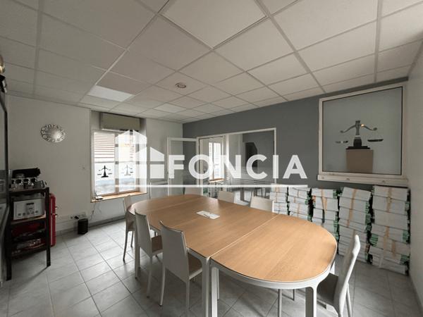 Location Local commercial 4 pièces 81.42 m² - 1/3 RUE KENNEDY Charleville Mezieres 08000