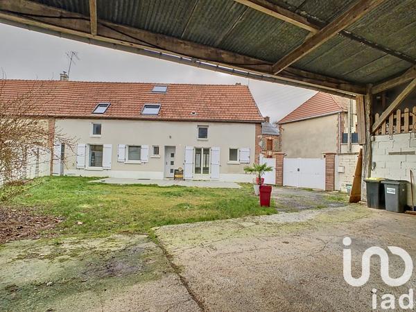 Maison traditionnelle 6 pièces de 147 m² à Broussy-le-Grand (51230)