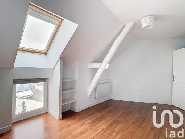 Maison traditionnelle 6 pièces de 147 m² à Broussy-le-Grand (51230)