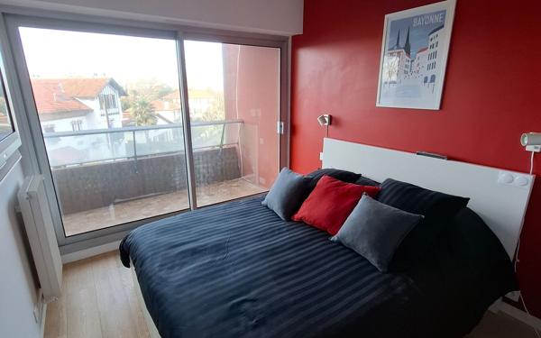 Appartement à vendre    3 pièces • 97 m2 Bayonne