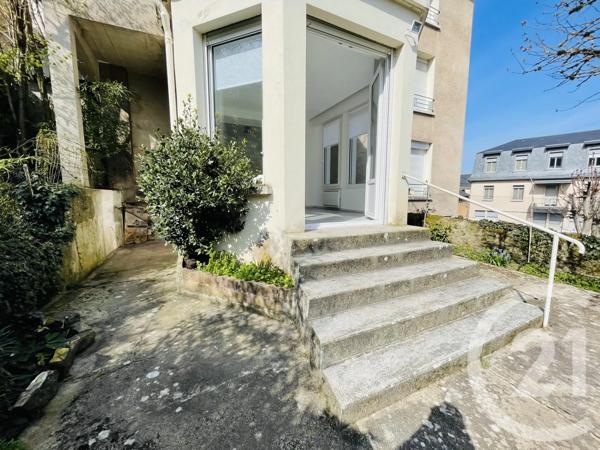 Immeuble à vendre  229,50 m 2   RODEZ  - 12