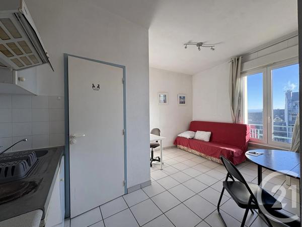 Immeuble à vendre  229,50 m 2   RODEZ  - 12