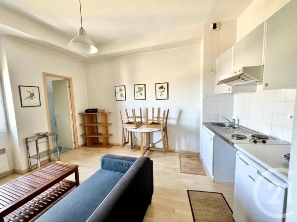 Immeuble à vendre  229,50 m 2   RODEZ  - 12