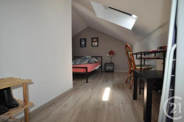 Immeuble à vendre  229,50 m 2   RODEZ  - 12