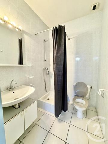 Immeuble à vendre  229,50 m 2   RODEZ  - 12