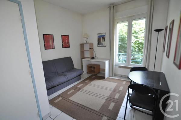 Immeuble à vendre  229,50 m 2   RODEZ  - 12