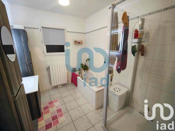 Maison 5 pièces de 100 m² à Cuy (89140)