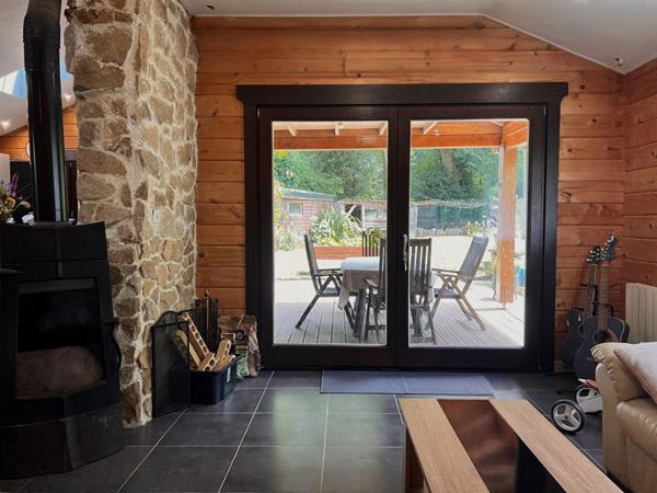 Maison en bois 85m2, 3 chambres, 25 min de Vannes