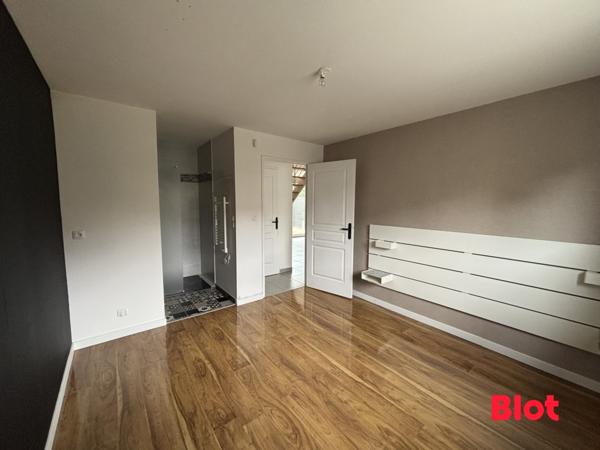 Maison 5 pièce(s)