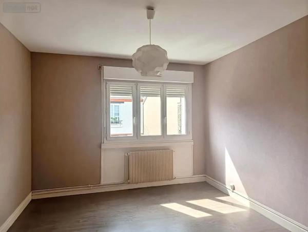 Location - Appartement Reims 51100 3 pièces 62 m 2