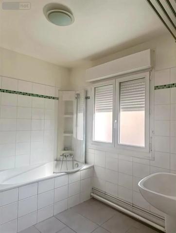 Location - Appartement Reims 51100 3 pièces 62 m 2