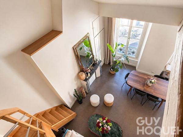 Versailles Notre-Dame Duplex de charme rénové avec mezzanine 73 m² au sol/43 m² Carrez