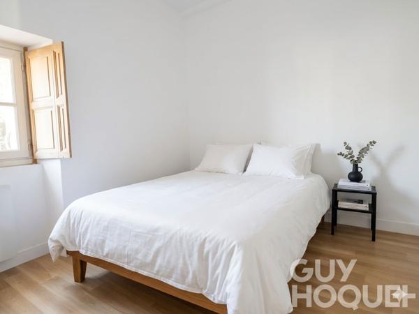 Versailles Notre-Dame Duplex de charme rénové avec mezzanine 73 m² au sol/43 m² Carrez