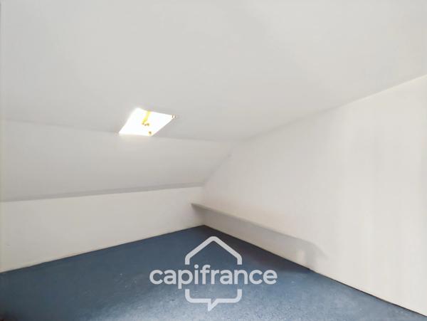 Dpt Sarthe (72), à vendre BESSE SUR BRAYE maison P6 de 94 m² - Terrain de 524,00 m²