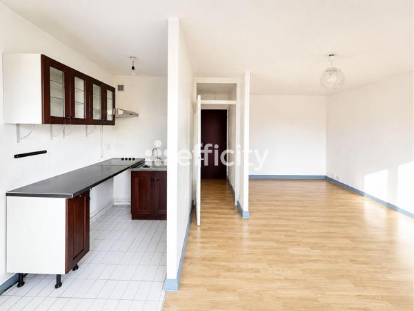 Appartement
         1 pièce
        - 28 m² Exclusivité 199 000 € *