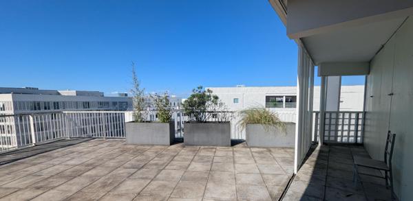A vendre T3 et très grande terrasse