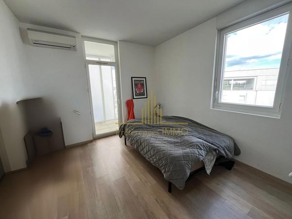 A vendre T3 et très grande terrasse