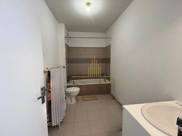 A vendre T3 et très grande terrasse