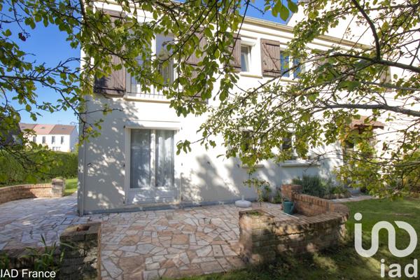 Maison à vendre 6 pièces 163 m² Élancourt