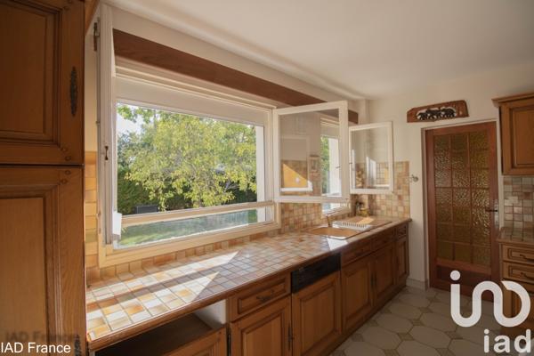 Maison à vendre 6 pièces 163 m² Élancourt