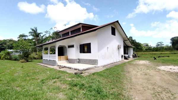 PAISIBLE MAISON F3 SUR 2040m² DE TERRAIN