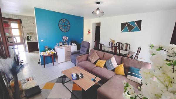 PAISIBLE MAISON F3 SUR 2040m² DE TERRAIN