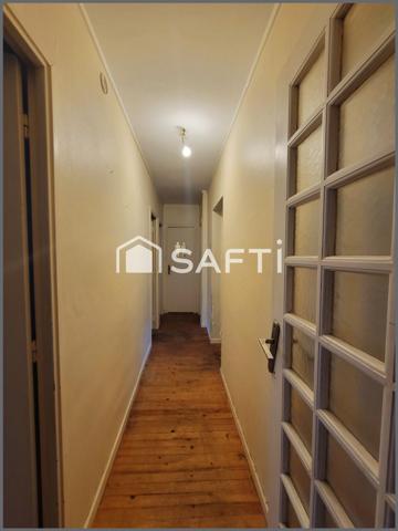 Appartement T3 de 63m², deux chambres et balcons, cave idéal pour les vélos ou ski.