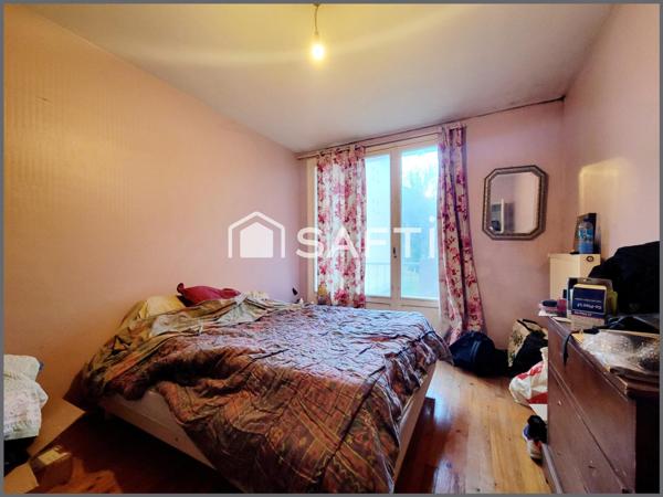 Appartement T3 de 63m², deux chambres et balcons, cave idéal pour les vélos ou ski.