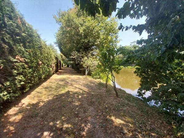 Achat - Terrain de loisirs, bois, étangs | Étang Bourgon 53410 8870 m 2