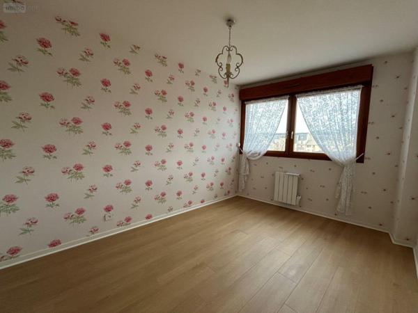 Appartement à louer à Bernay dans l'Eure (27300), ref : 27046-95