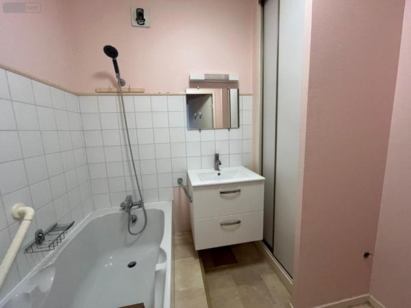 Appartement à louer à Bernay dans l'Eure (27300), ref : 27046-95