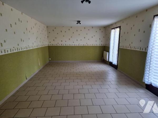 À vendre à Romorantin (41), capitale de la Sologne ? Maison familiale de 108 m² avec grand terr...